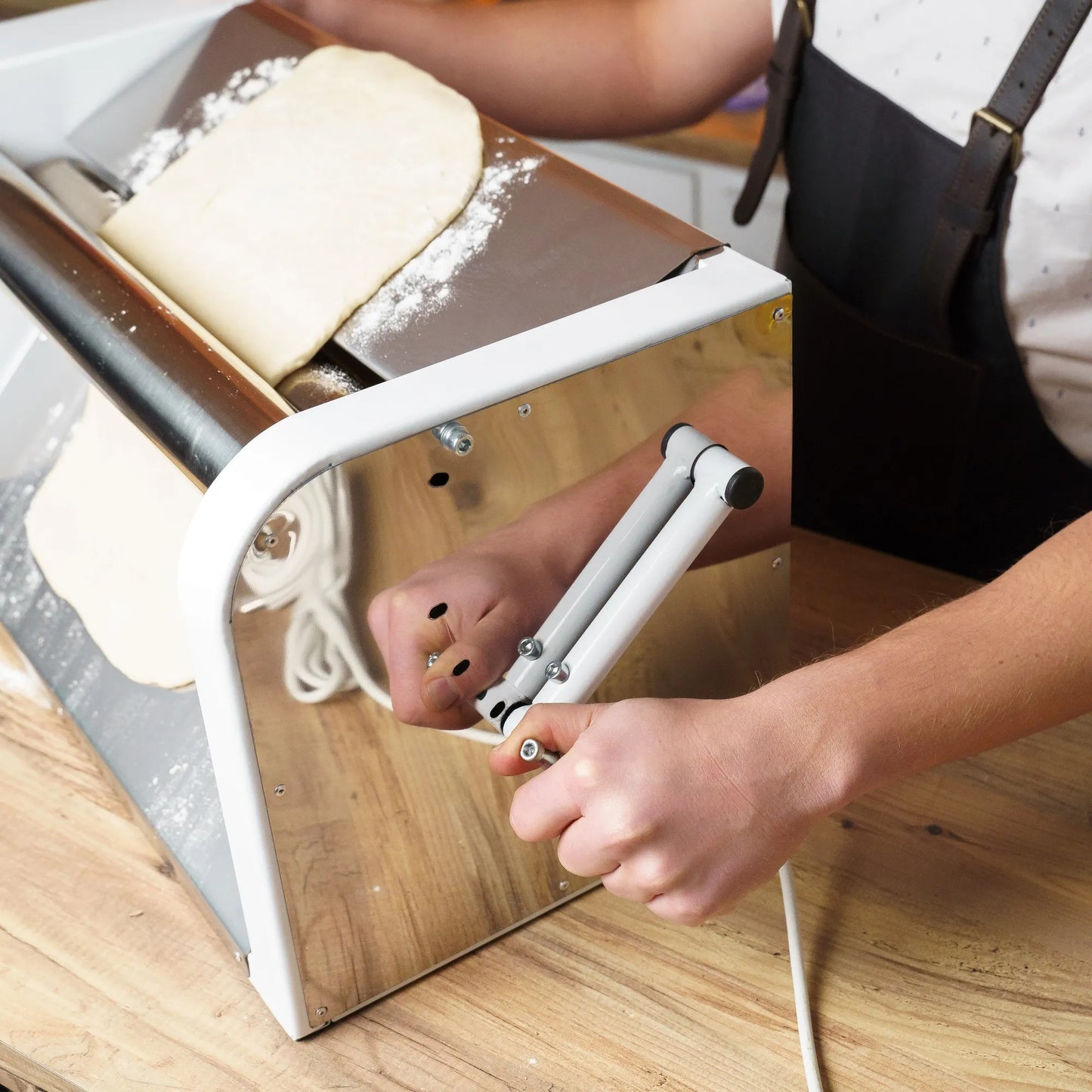 Electric Dough Sheeter Machine TN0720